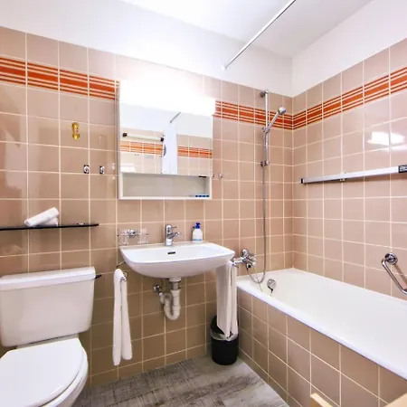 Appartement Ringstrasse - Utoring-22 By Interhome